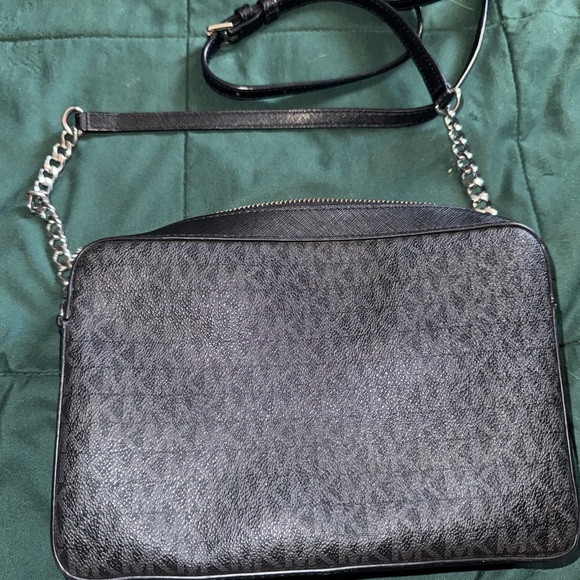Michael Kors Black Textured Crossbody Bag - Picture 2 of 5
